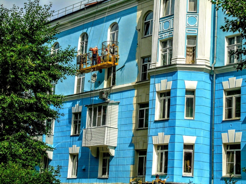 Окраска фасадов зданий